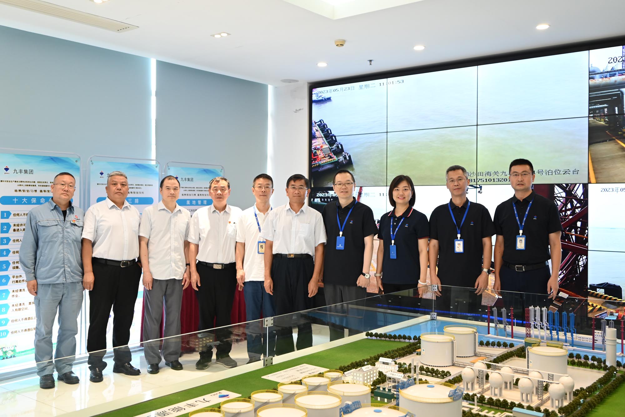 DSC_0459.JPG DSC_0459.JPG